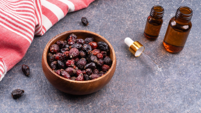 Unlocking the Benefits of Rosehip Oil for Skin Renewal