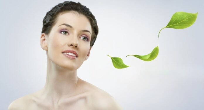 Why Going Natural Is the Smartest Choice for Your Skin