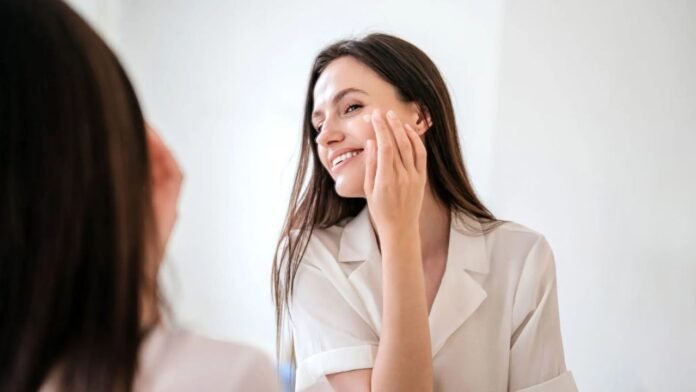 How to Use Acne Serum in Your Skincare Routine